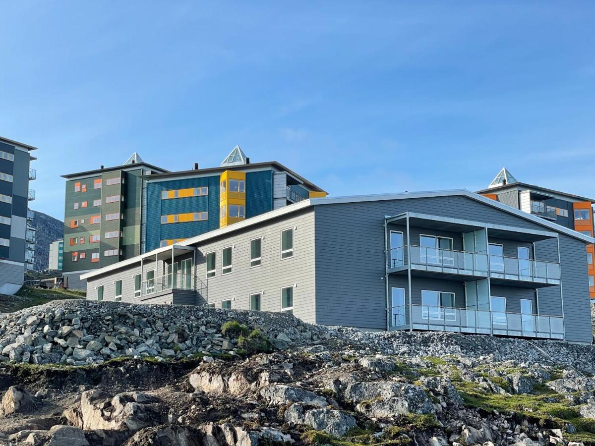 Tuukkaq Apartments Nuuk Exterior photo